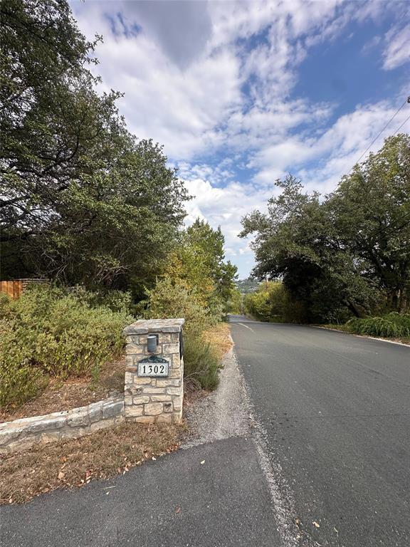 Foto del edificio - 1302 Ridgecrest Dr