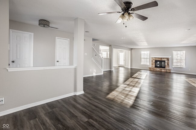 Building Photo - 12703 Courage Crossing