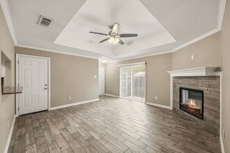 Building Photo - 521-525 Gilcrease Street Unit