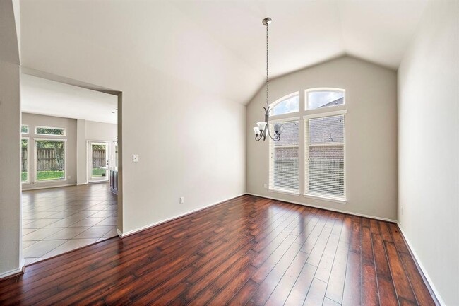 Foto del edificio - 21602 Masonwood Ln