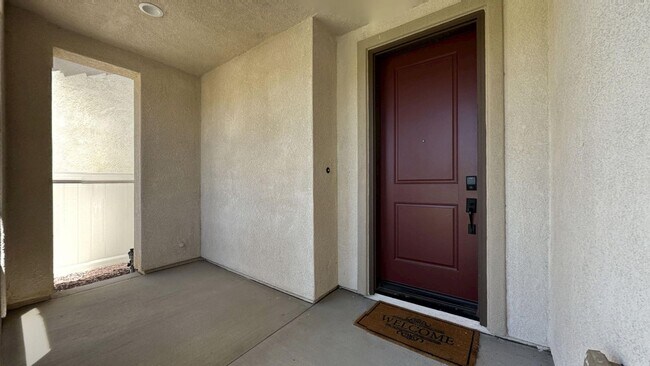 Building Photo - Gorgeous 4 Bedroom 3 Bath Home in Beaumont!
