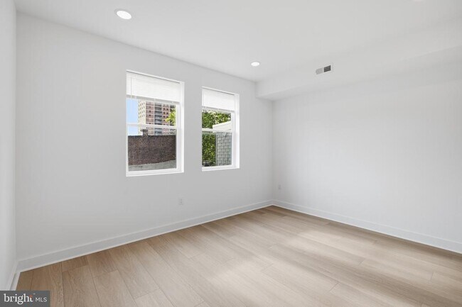 Building Photo - 2503 N 12th St