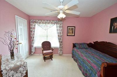 Foto del edificio - 16846 Bellmoor Ln