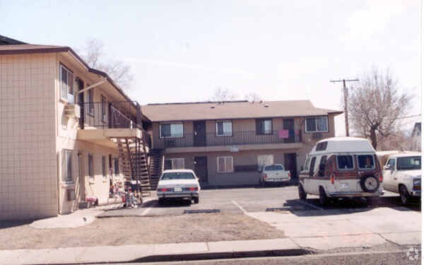 Building Photo - 310 Maine St