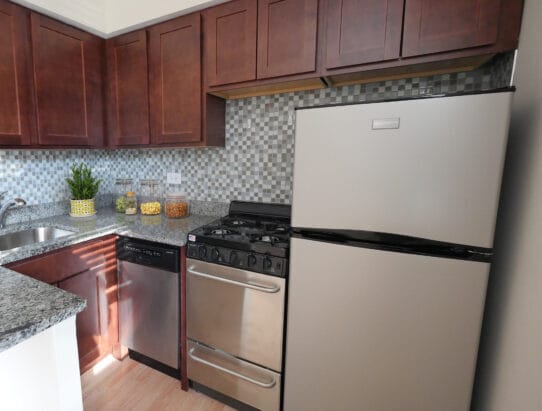 Primary Photo - 514 W Barry Ave