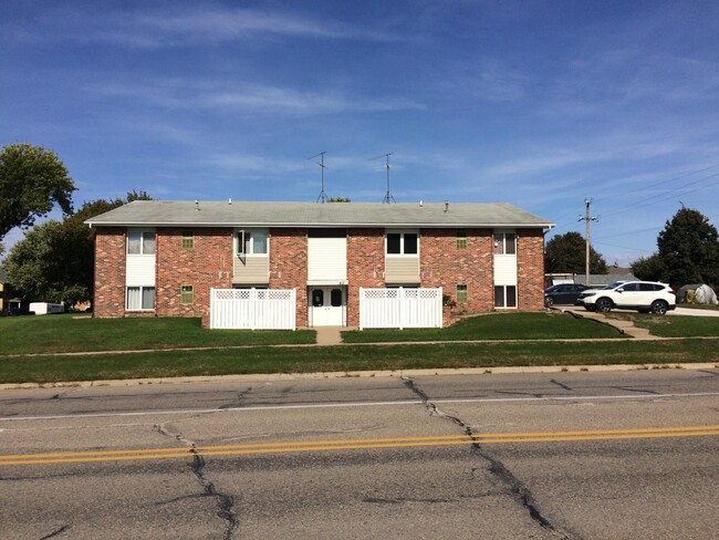 Front of building - 401 Plymouth St NE