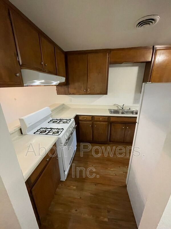 Building Photo - 5443 Olympic Way