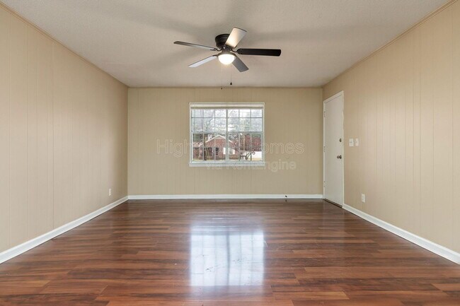 Foto del edificio - 125 Swafford Rd