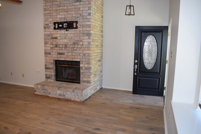 Foto del edificio - 7805 Kincheon Ct