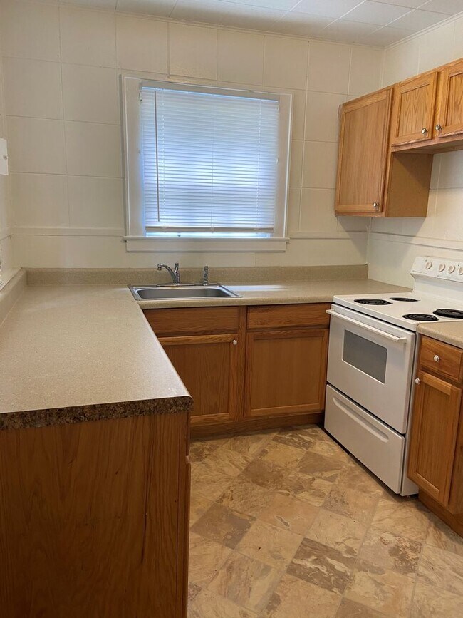 Foto del edificio - Charming 3-Bedroom, 1-Bath Home in Chapel Hill – Ideal Location Near UNC!!