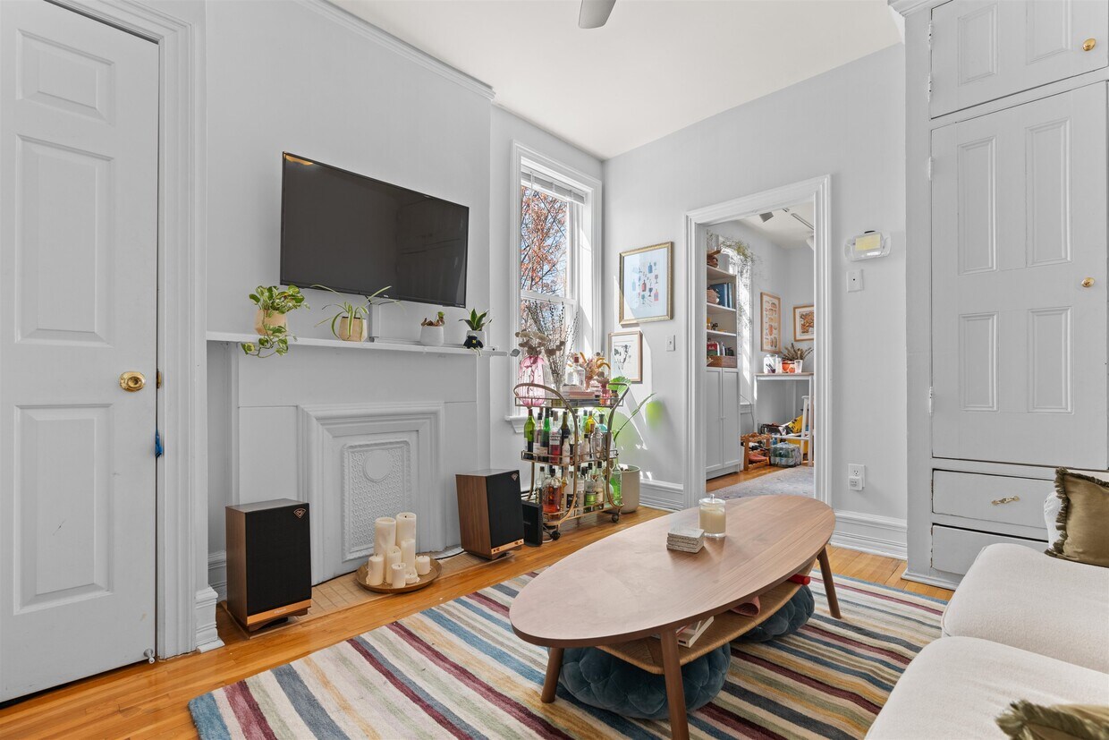 Foto principal - 109 Erie St