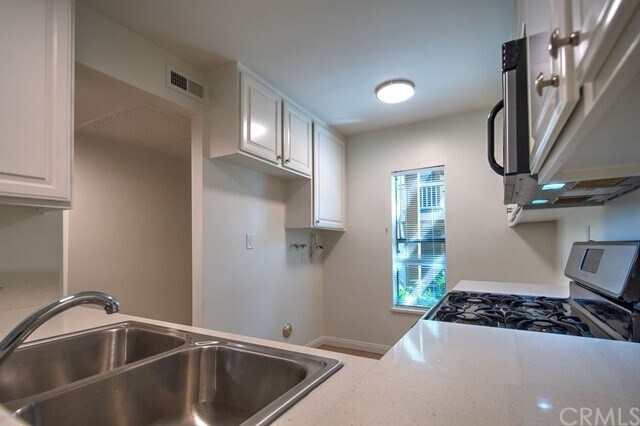 Building Photo - 106 Orange Blossom