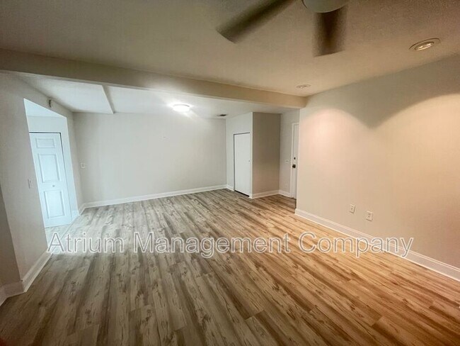 Foto del edificio - 113 N High St