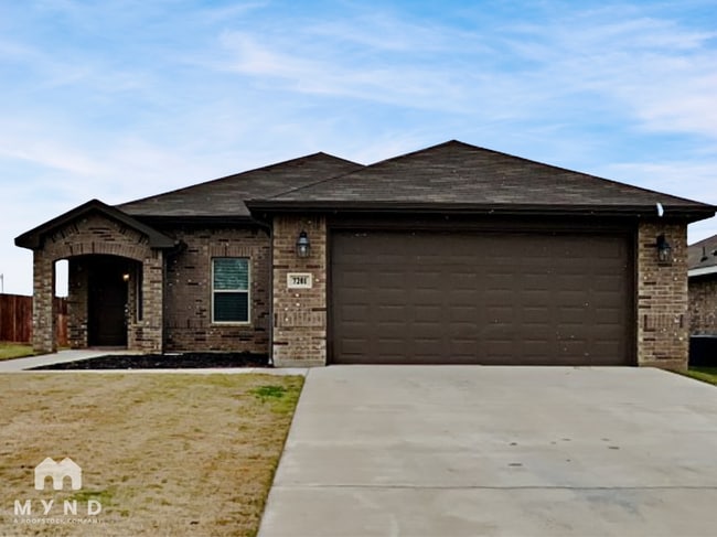 Building Photo - 7201 Mistletoe Trail