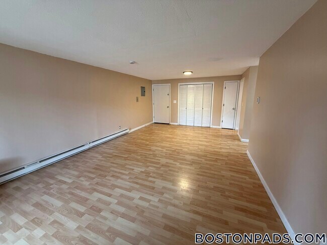 Foto del edificio - 180 Main St