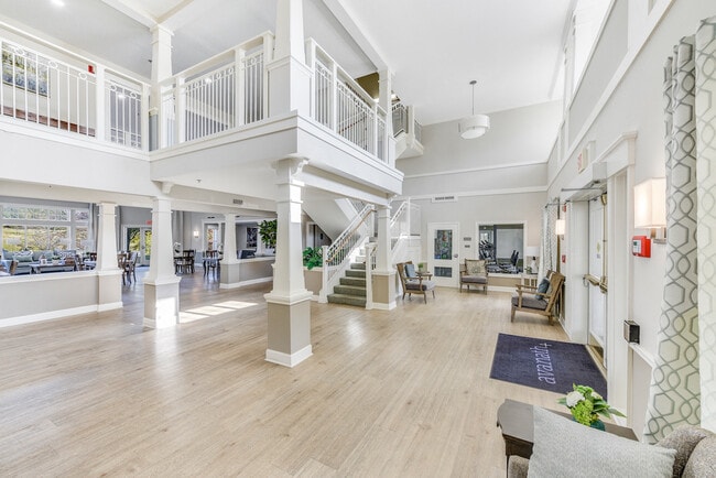 Building Photo - Manor at Victoria Park