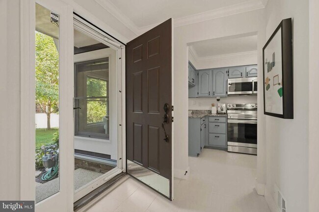 Foto del edificio - 2734 Gingerview Ln