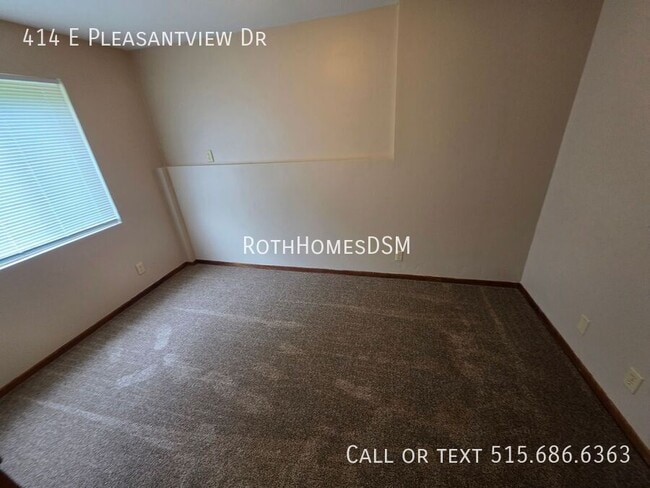 Building Photo - 414 E Pleasant Vw Dr
