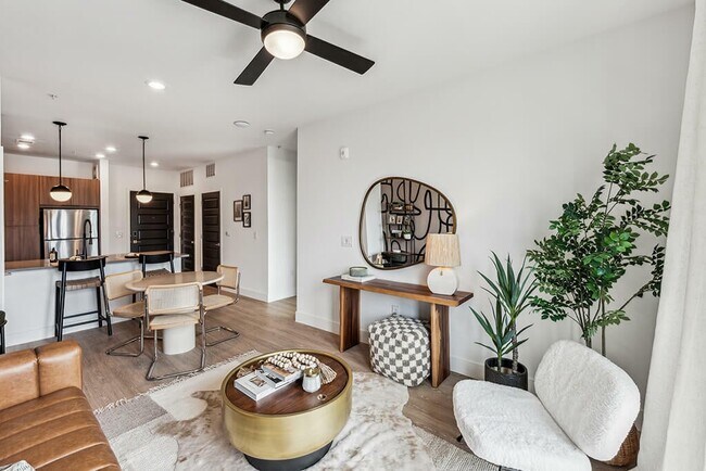 Foto del edificio - 333 Ellington Apartments