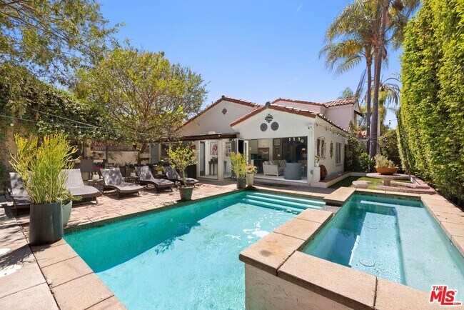 Building Photo - 6141 Warner Dr
