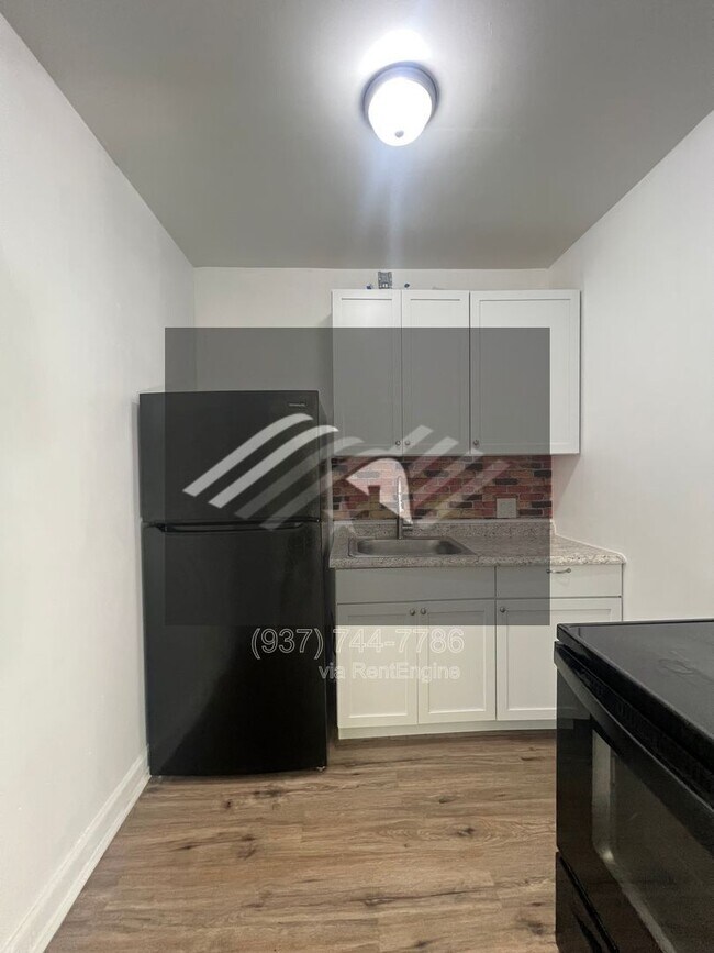 Building Photo - 408 N Wayne St