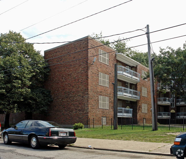 Foto del edificio - Cedar Estates