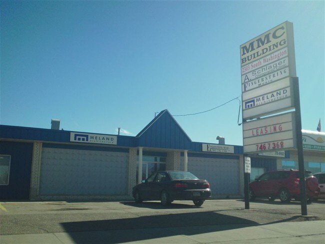 Building Photo - 2303 S Washington St