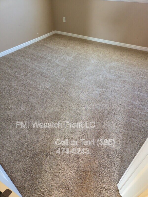 Building Photo - 5296 Ravenna Ct