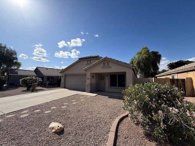 Building Photo - 10044 E Osage Ave