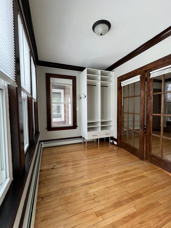 Front Bedroom/Sunroom - 3731 Harriet Ave