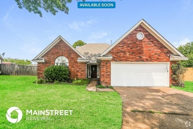 Building Photo - 6580 Silver Oak Cove