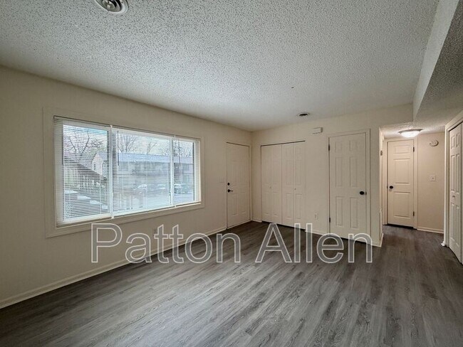 Foto del edificio - 35 Dawnwood Cir