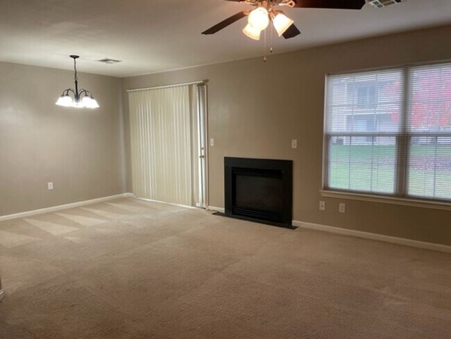 Foto del edificio - 141 Sparrow Rd