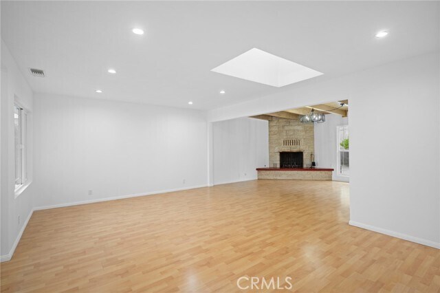 Foto del edificio - 3029 Los Olivos Ln