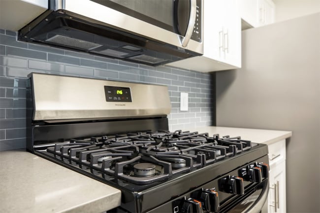 Building Photo - Willow Grove Apartment Homes