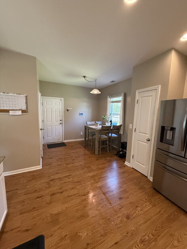 Building Photo - 28 Catawba Way