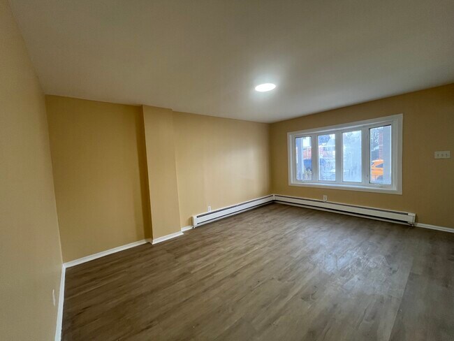 Foto del edificio - 8036 242nd St