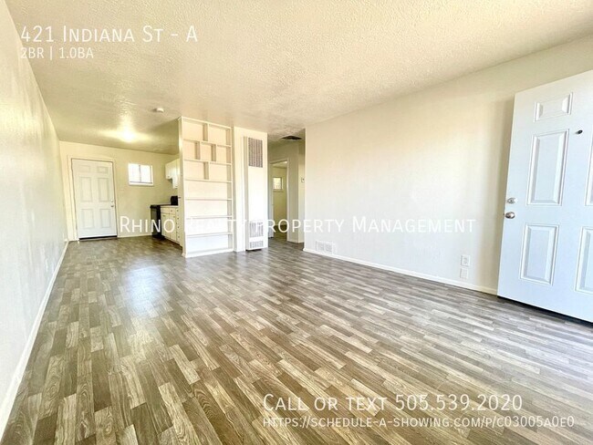 Building Photo - Lovely 2 Bedroom, 1 Bath Near The Expo Cen...