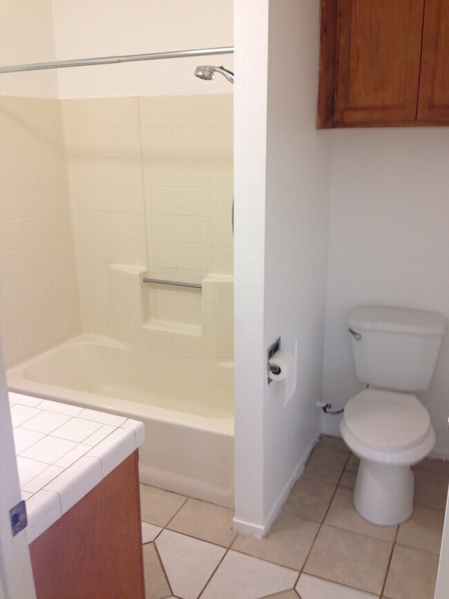 Bathroom - 21234 Madre St