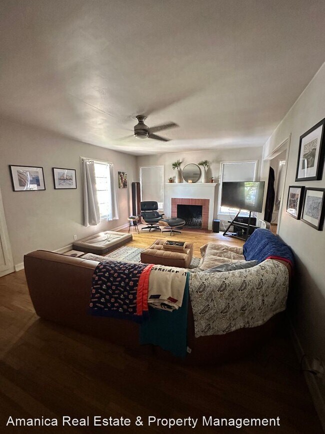 Building Photo - 3 br, 1 bath House - 3766 Wawona Dr.