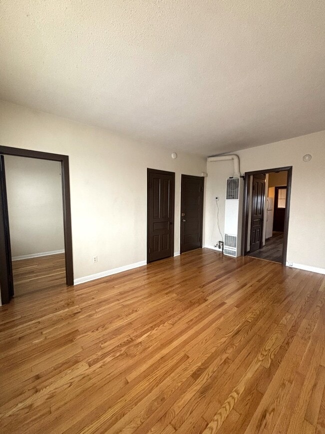 Foto del edificio - 3003 N Ashland Ave