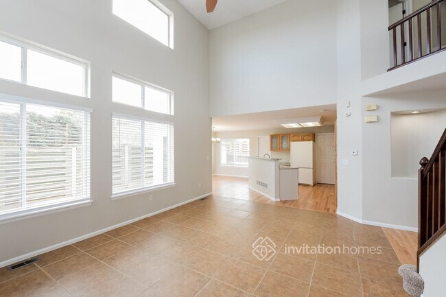 Foto del edificio - 2121 Sandhurst Dr