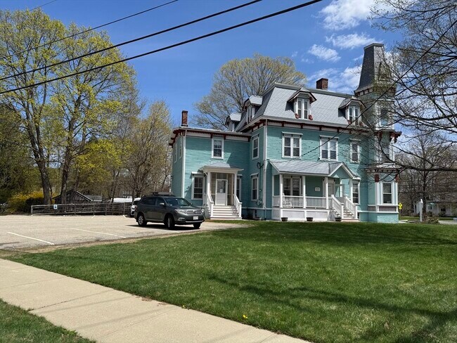 Foto del edificio - 46 N Main St