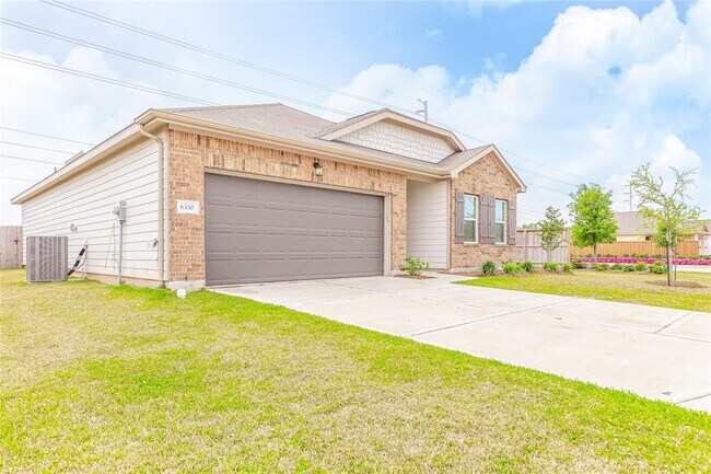 Foto del edificio - 6330 Highland Hts Dr