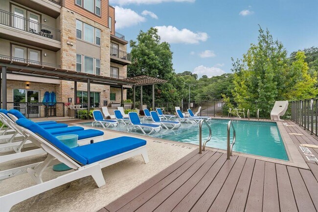 Foto del edificio - 1900 Barton Springs Rd