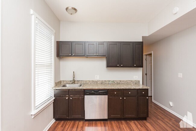Foto del edificio - 948 W Willow St