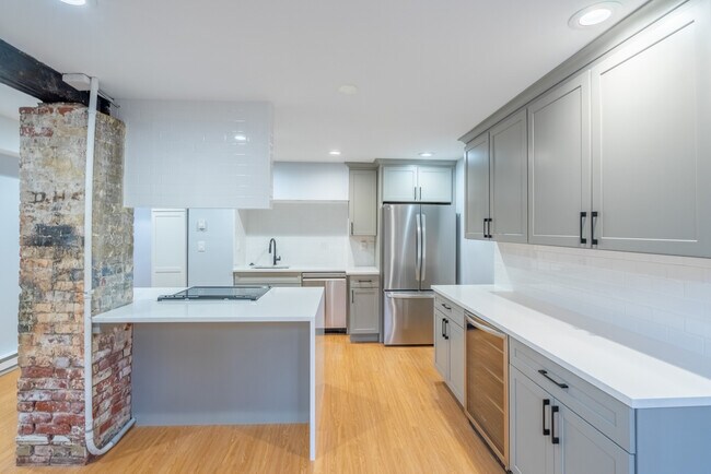 Foto del edificio - 614 Columbus Ave