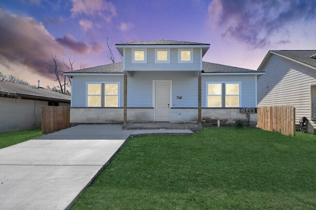 Photo - 7160 Rook Blvd House