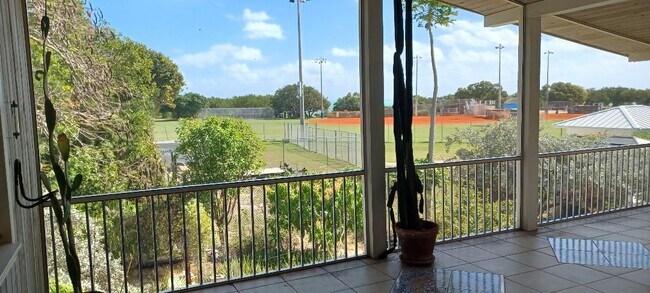 Foto del edificio - 174 Dove Creek Dr