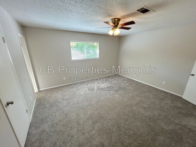 Building Photo - 2219 Goldbrier Ln